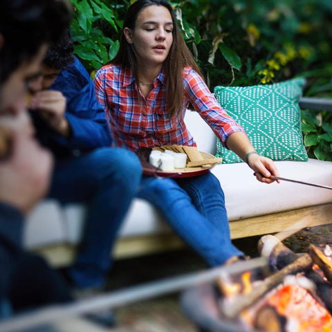 Tapirus four-pack camping accessory ready for group outdoor meals.