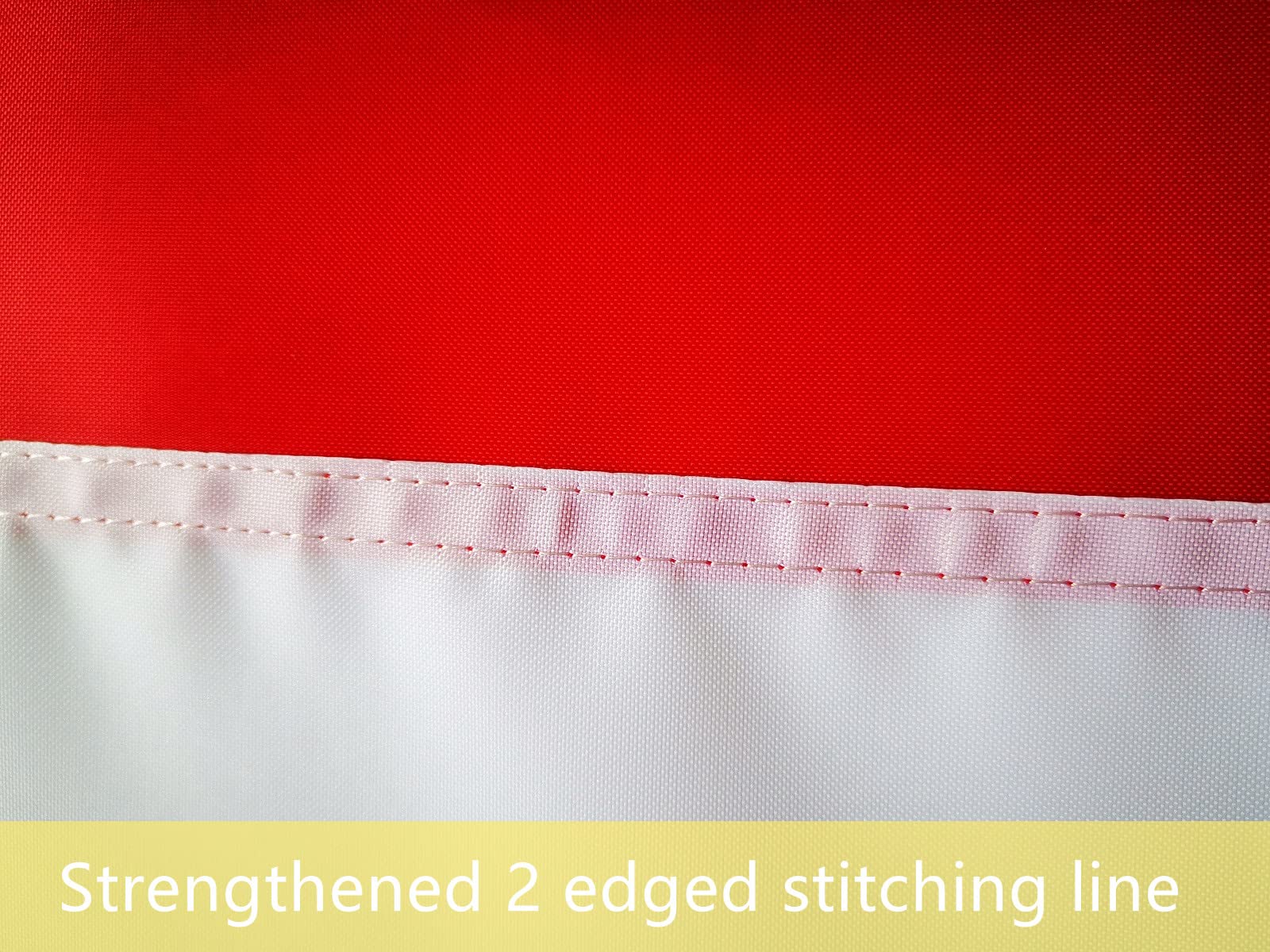 TCTOHZNG Italian flag UV-resistant fabric maintains color.