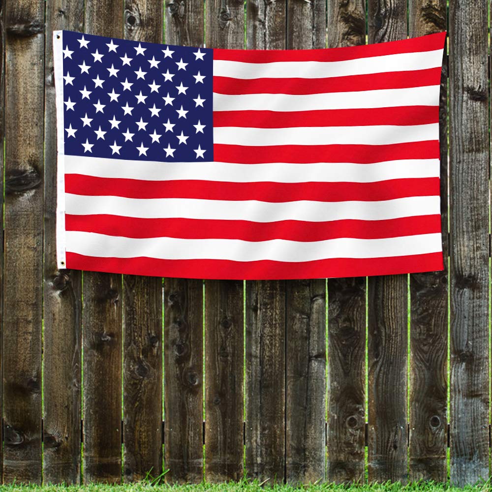 TDHDIKE Lightweight breeze-friendly flag ideal for low-wind outdoor areas.
