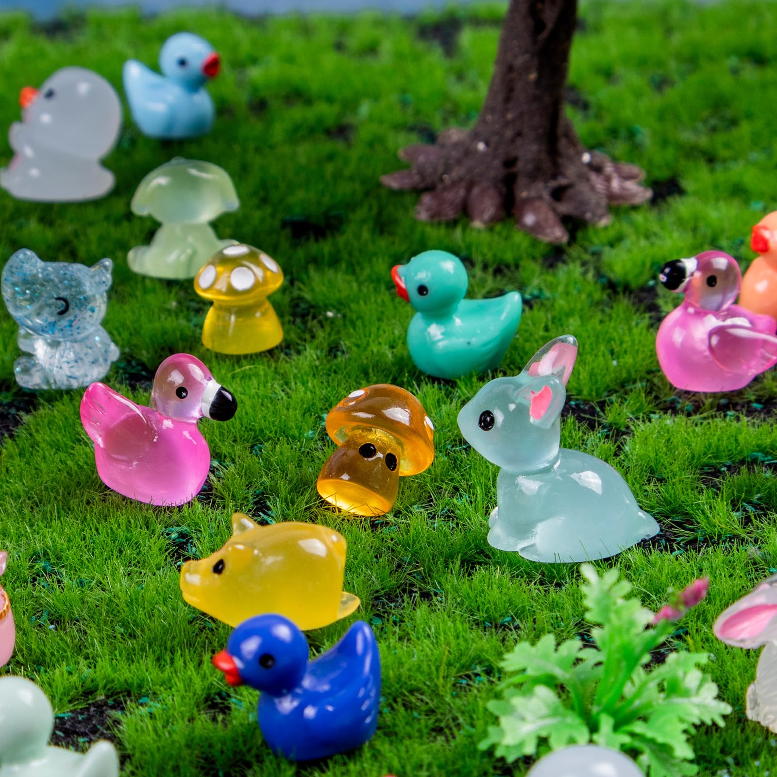 Teenzee mini animals showcase a durable glossy resin finish.