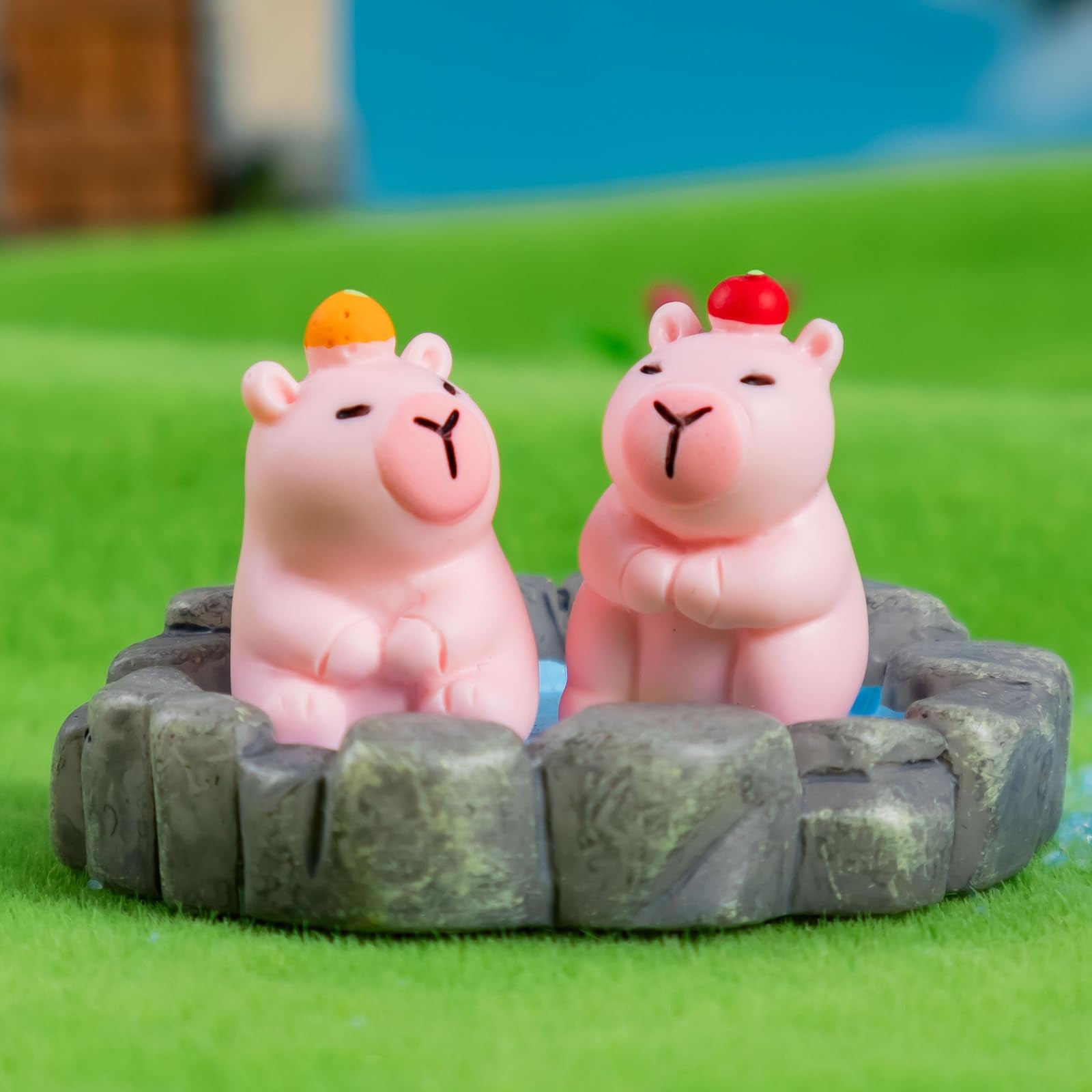 Teenzee capybaras spark tiny scene creations.