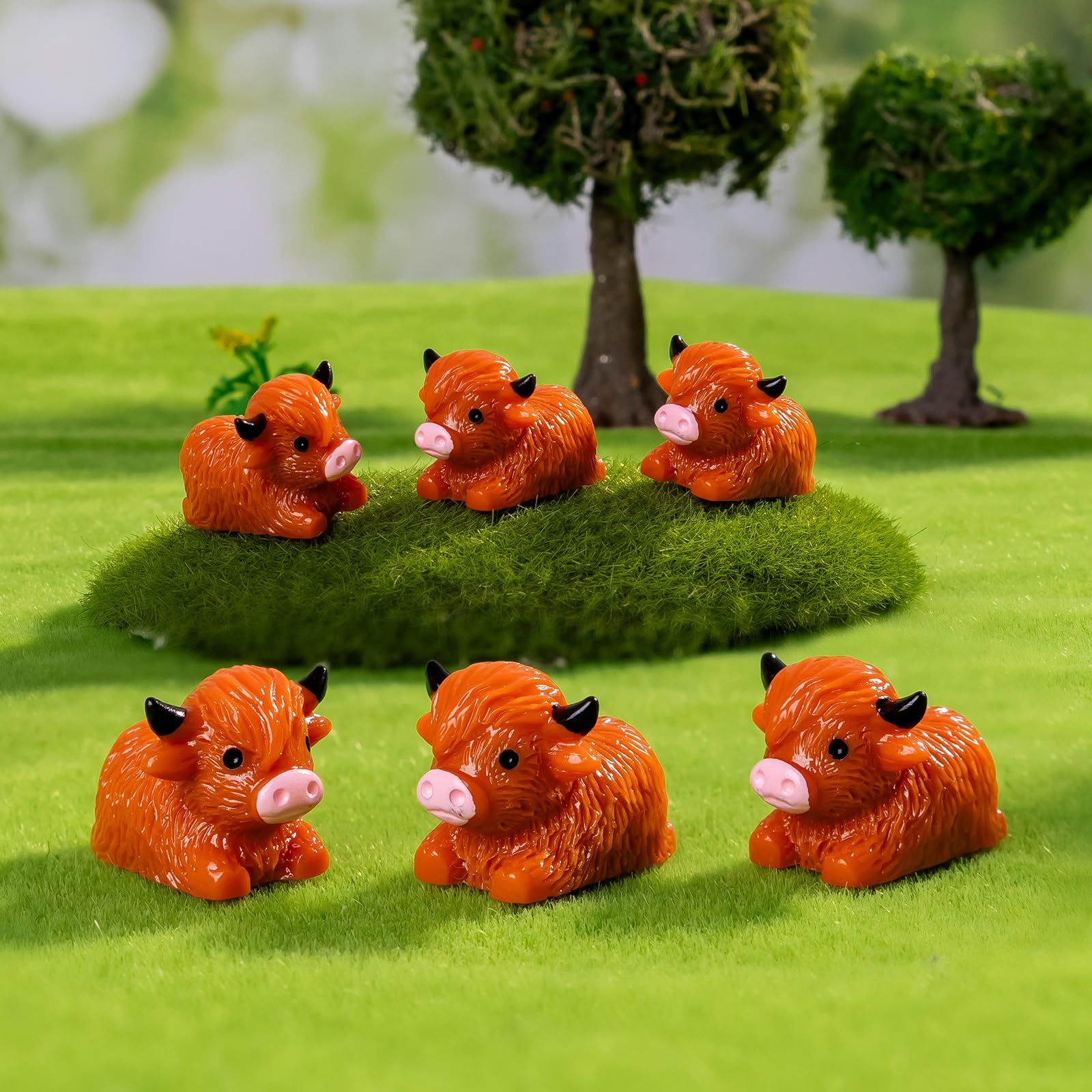 Teenzee-resin-miniature-highland-cows offer sturdy desk accents.