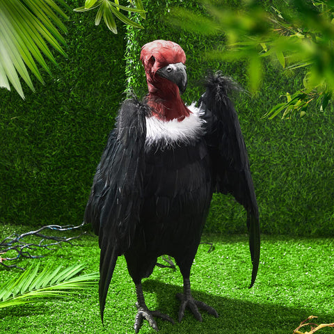 Tenceur vulture yard-roof decor enhances outdoor ambiance.