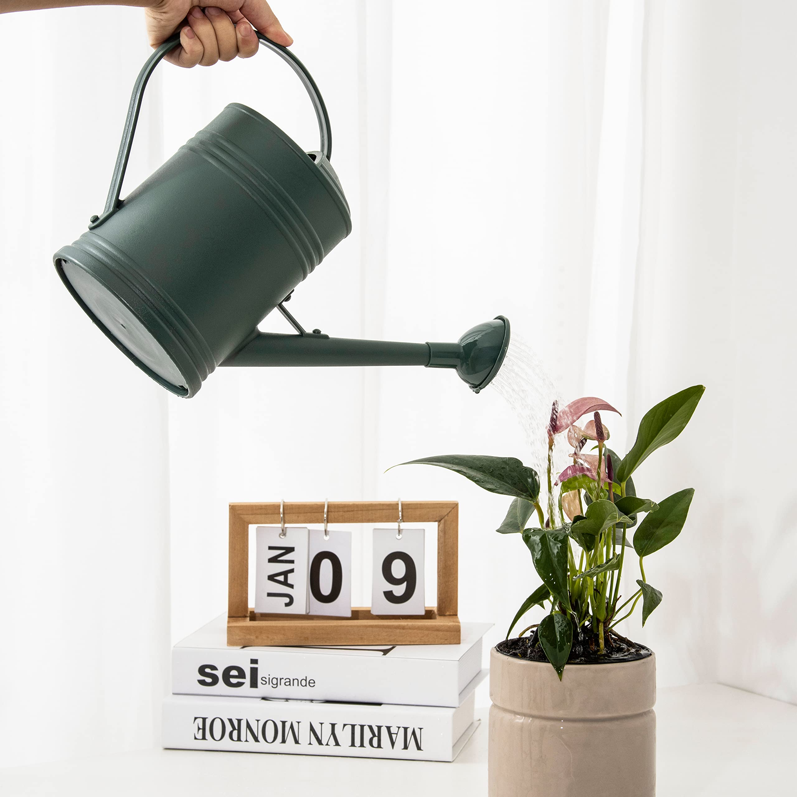 Tennedriv Green lightweight and sturdy design suitable for multiple plants