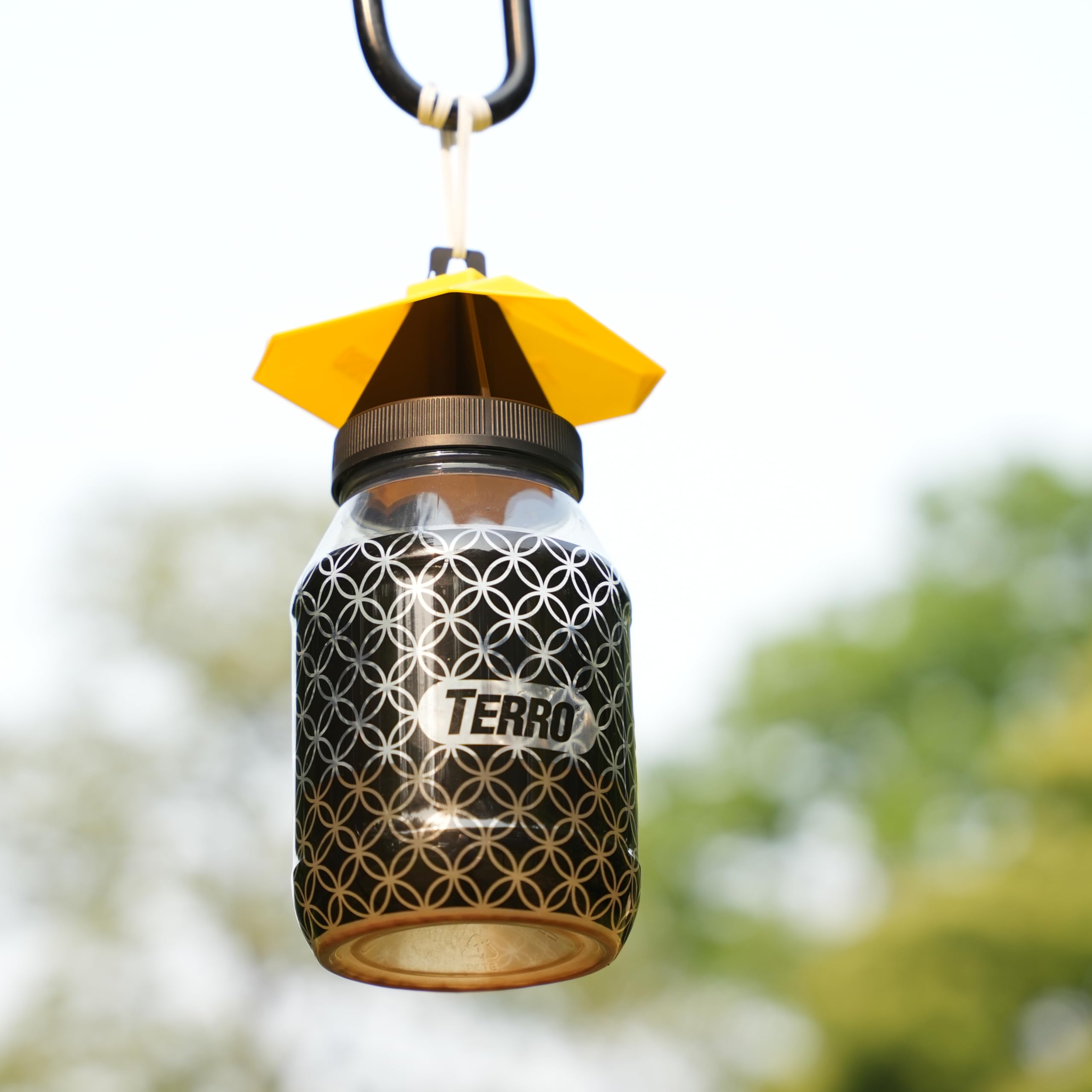 Terro outdoor use in sunlit areas away from activity zones.