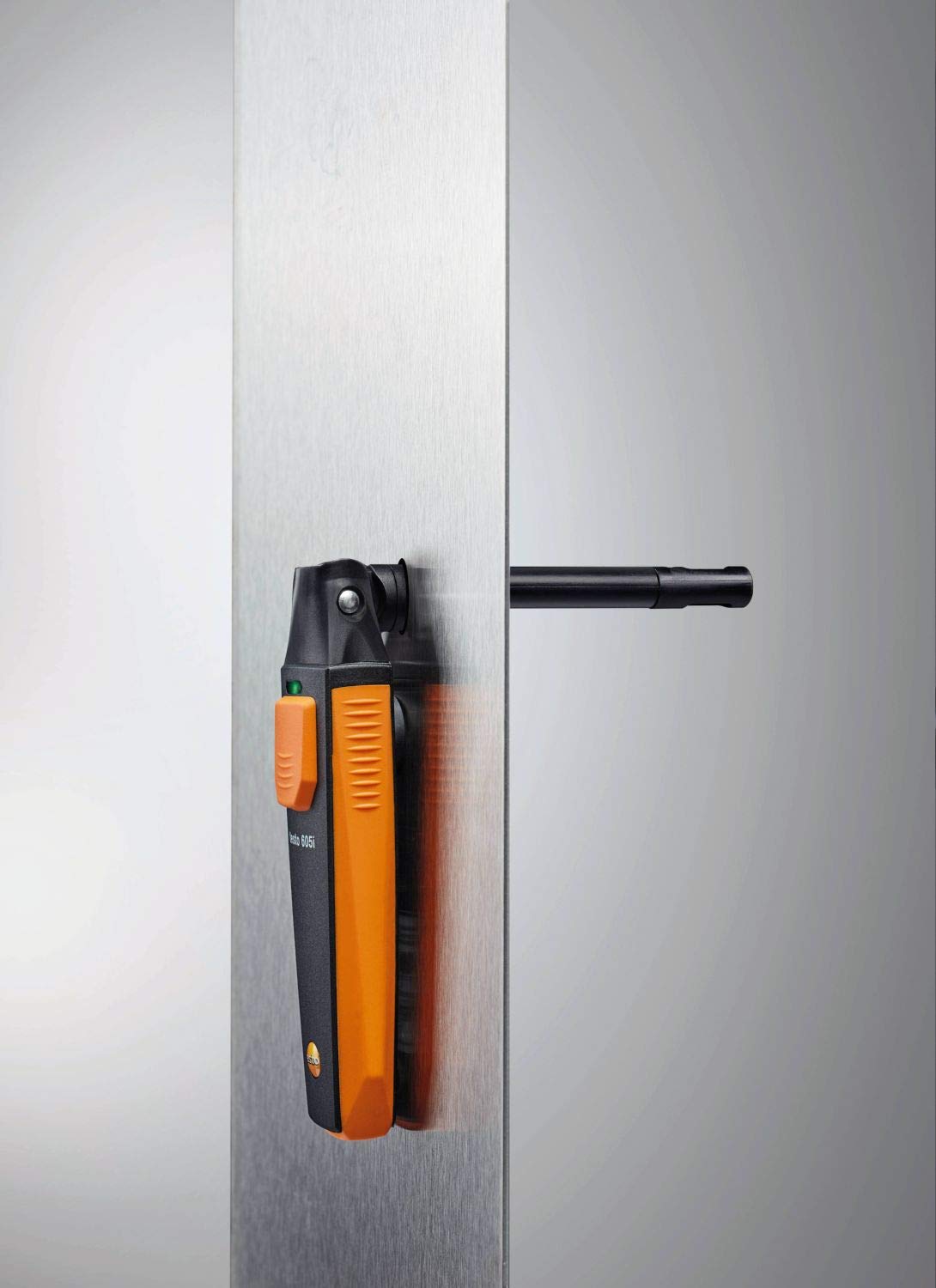 Testo 605i dew point calculations aid HVAC planning.