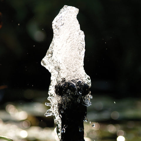 TetraPond fountain set flow control tailors output to your pond.