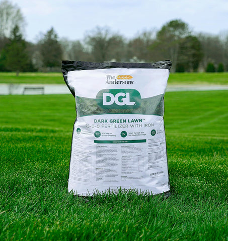 The Andersons DGL covers up to 5,000 sq ft, enabling efficient lawn feeding.