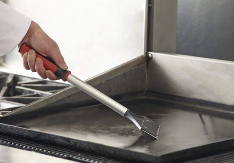 Wide 5.5-inch blade covers more surface, reducing cleaning time between service.