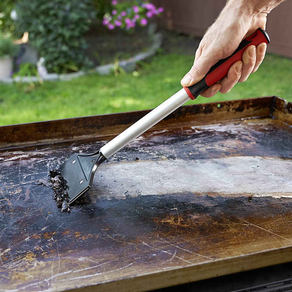 THE FRYOILSAVER CO safety-focused cleaning with extended handle reduces heat exposure.