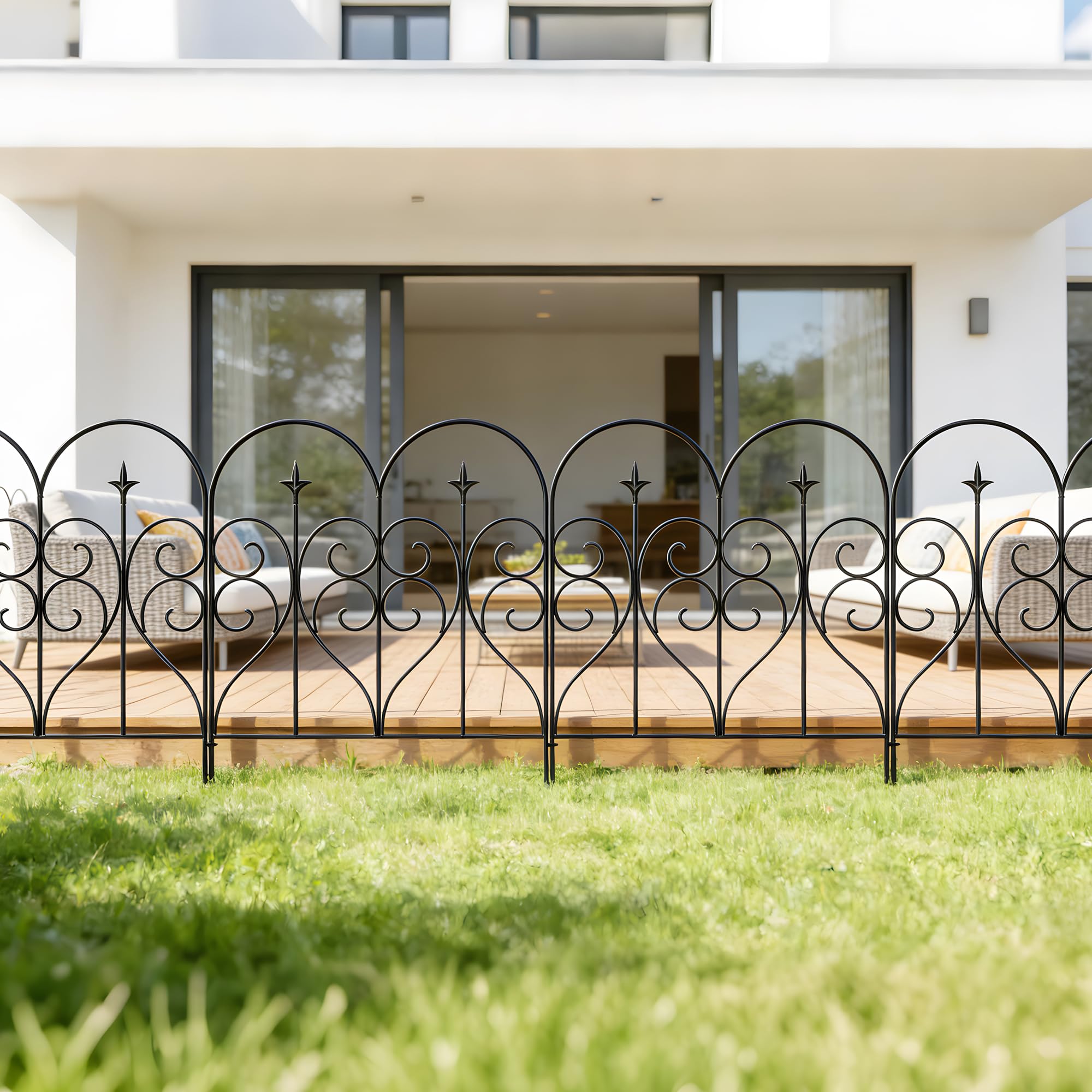 Thealyn interlocking-ring-design enables flexible shaping around curves and straight edges