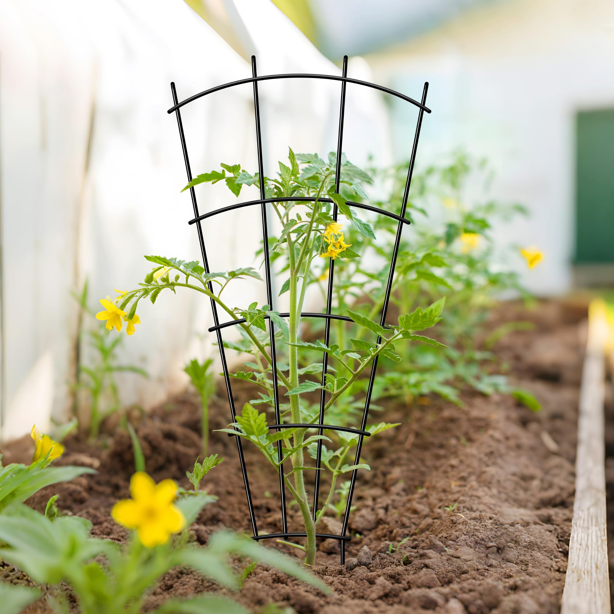Weatherproof Thealyn trellis resists rust for years of use