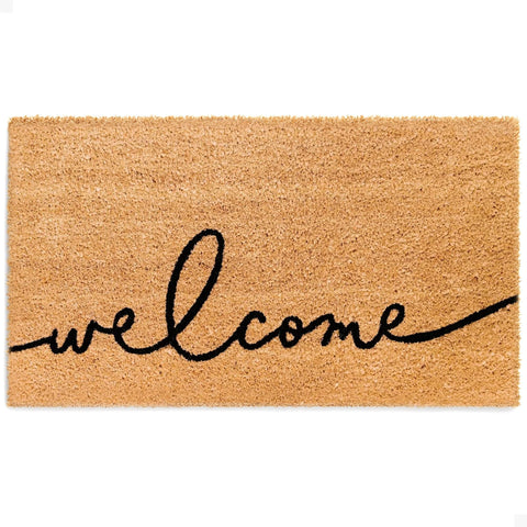 Theodore Magnus door mat close-up shows natural coir fibers with dirt-trapping action.