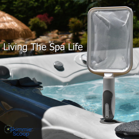 The Skimmie Scoop offers quick maintenance with easy net cleaning.