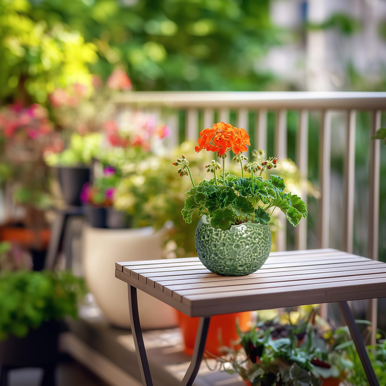 Thirtypot pot makes a thoughtful housewarming gift for plant lovers