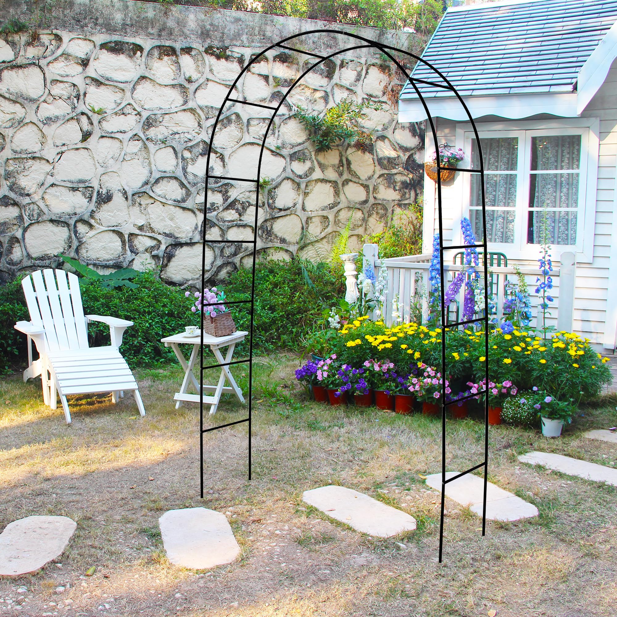 Thorise arch side angle demonstrates versatile design for various garden layouts.