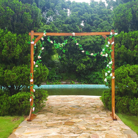 THORISE decorative-ready arch showcases timeless square design for modern weddings.