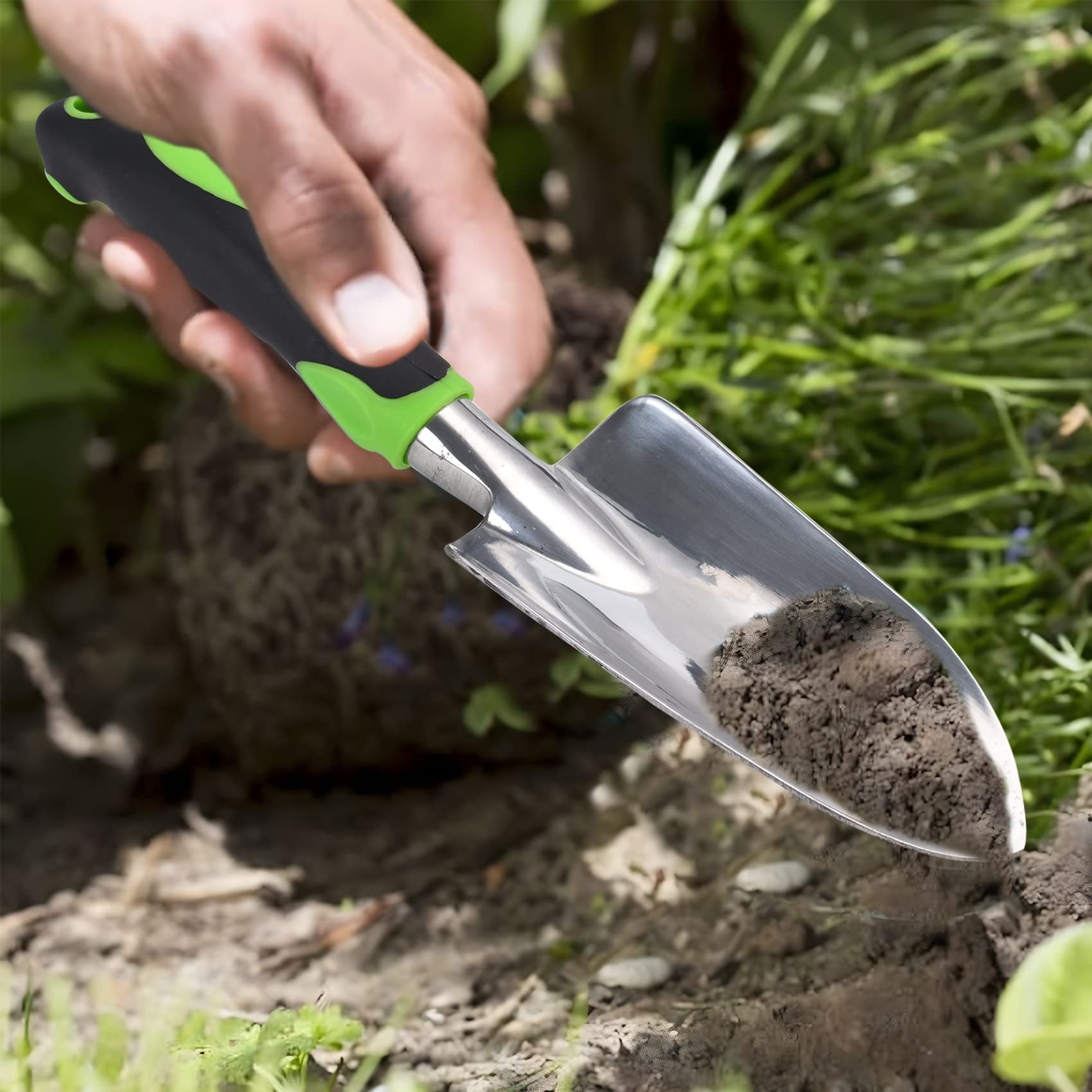 Thovorrnl garden shovel curved head aiding easy weed removal and loosening soil.