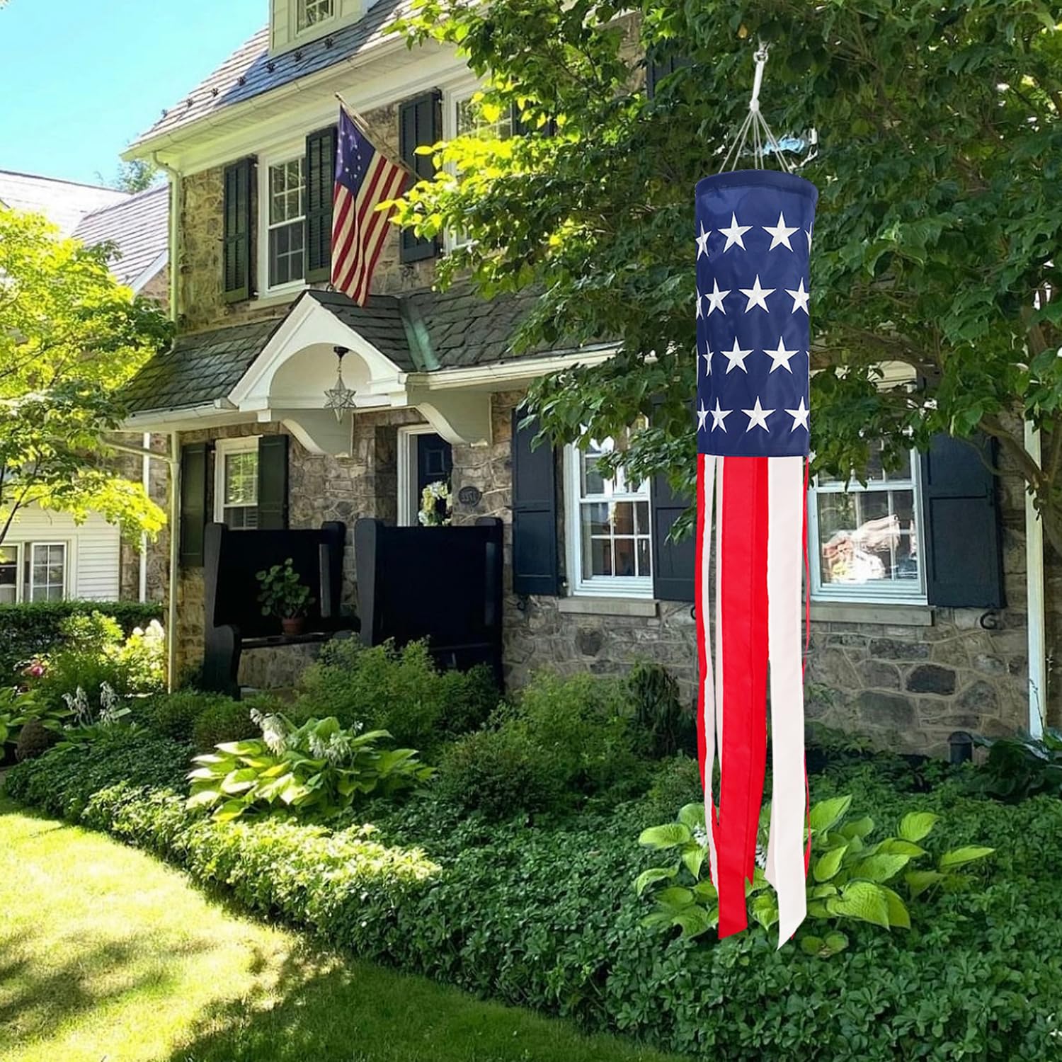 THQZLH outdoor garden decor ready for 4th of July celebrations.