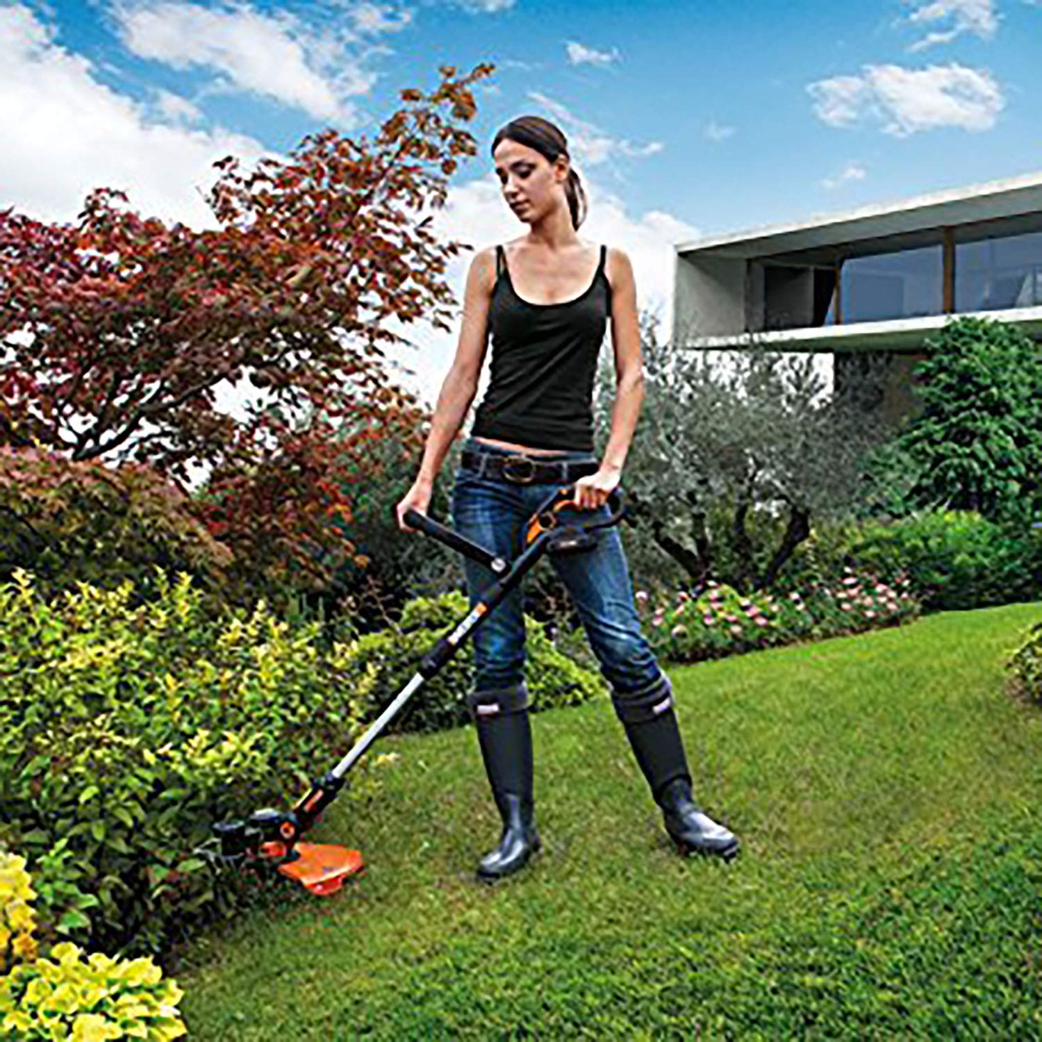 THTEN ready-to-use spool set helps minimize downtime during yard work.