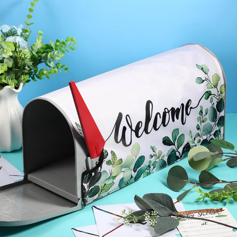 Standard 21x18 inch cover fits most mailboxes securely.