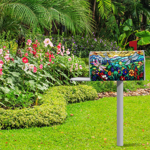 Tiamon weatherproof fabric stands up to sun, wind, and rain.