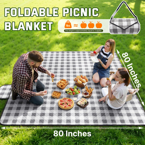TigeJoy picnic blanket easy-carry design helps packing for trips