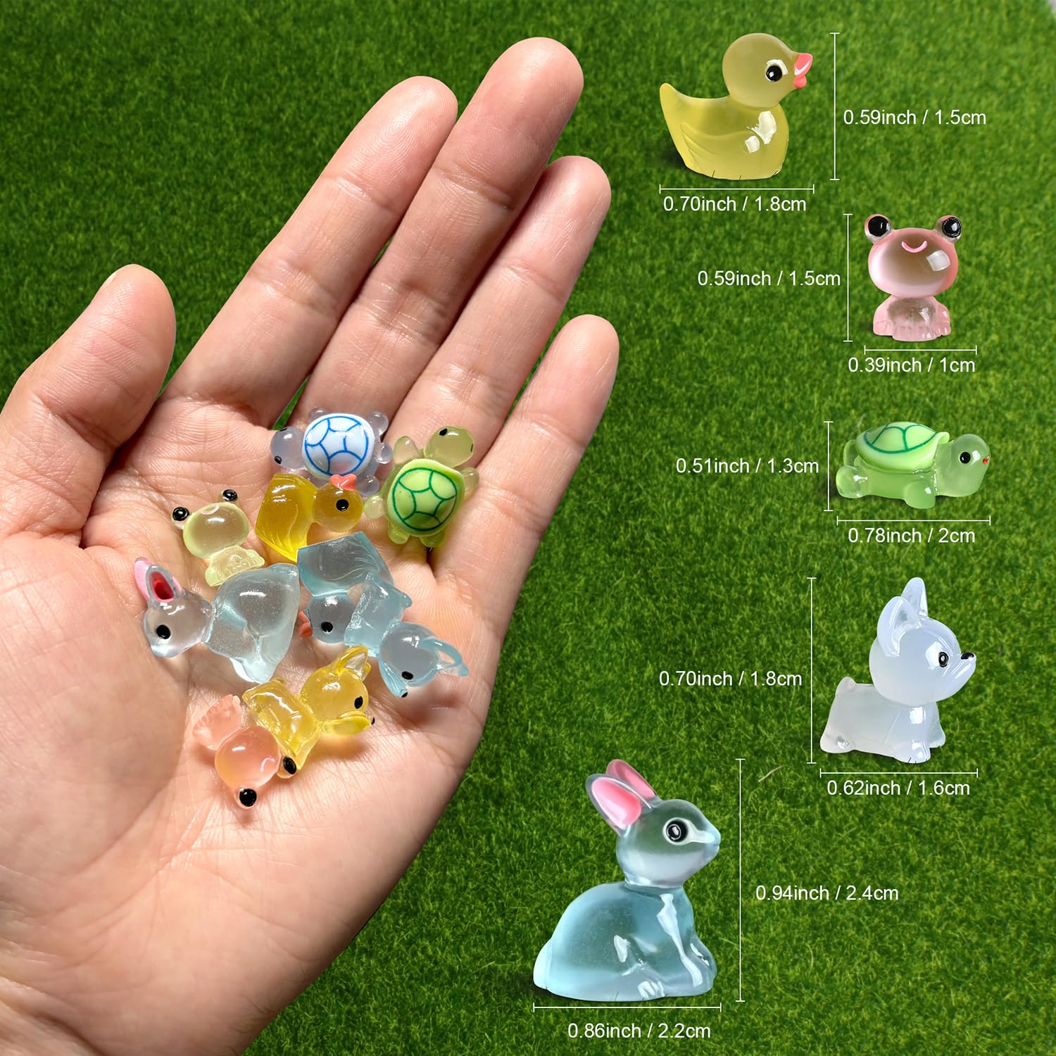TINGLAN gift box featuring mini resin animals makes a charming present with lasting delight.