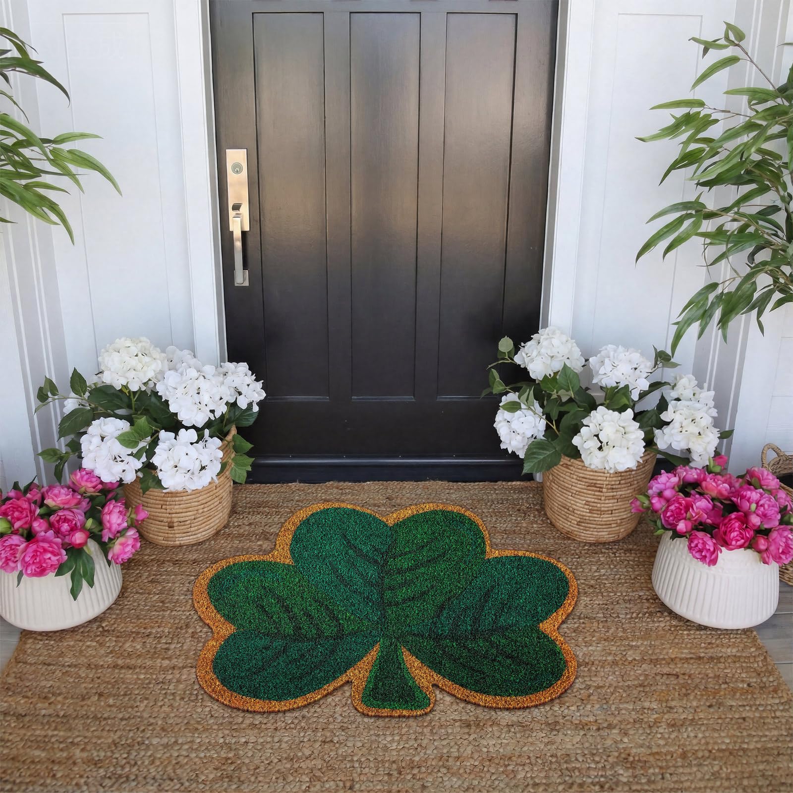 Tinideya indoor-outdoor use doormat suits porches and entryways all year.