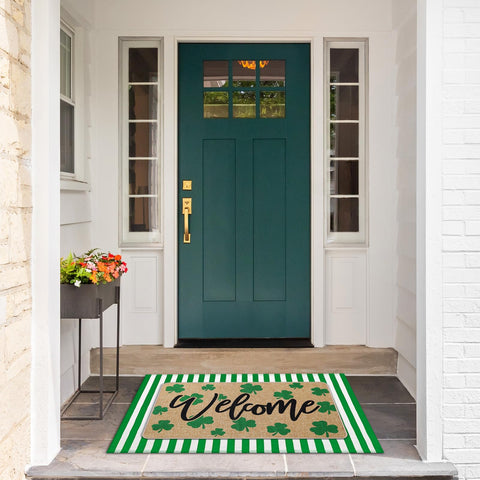 Linen-texture top layer resists stains while adding tactile appeal.
