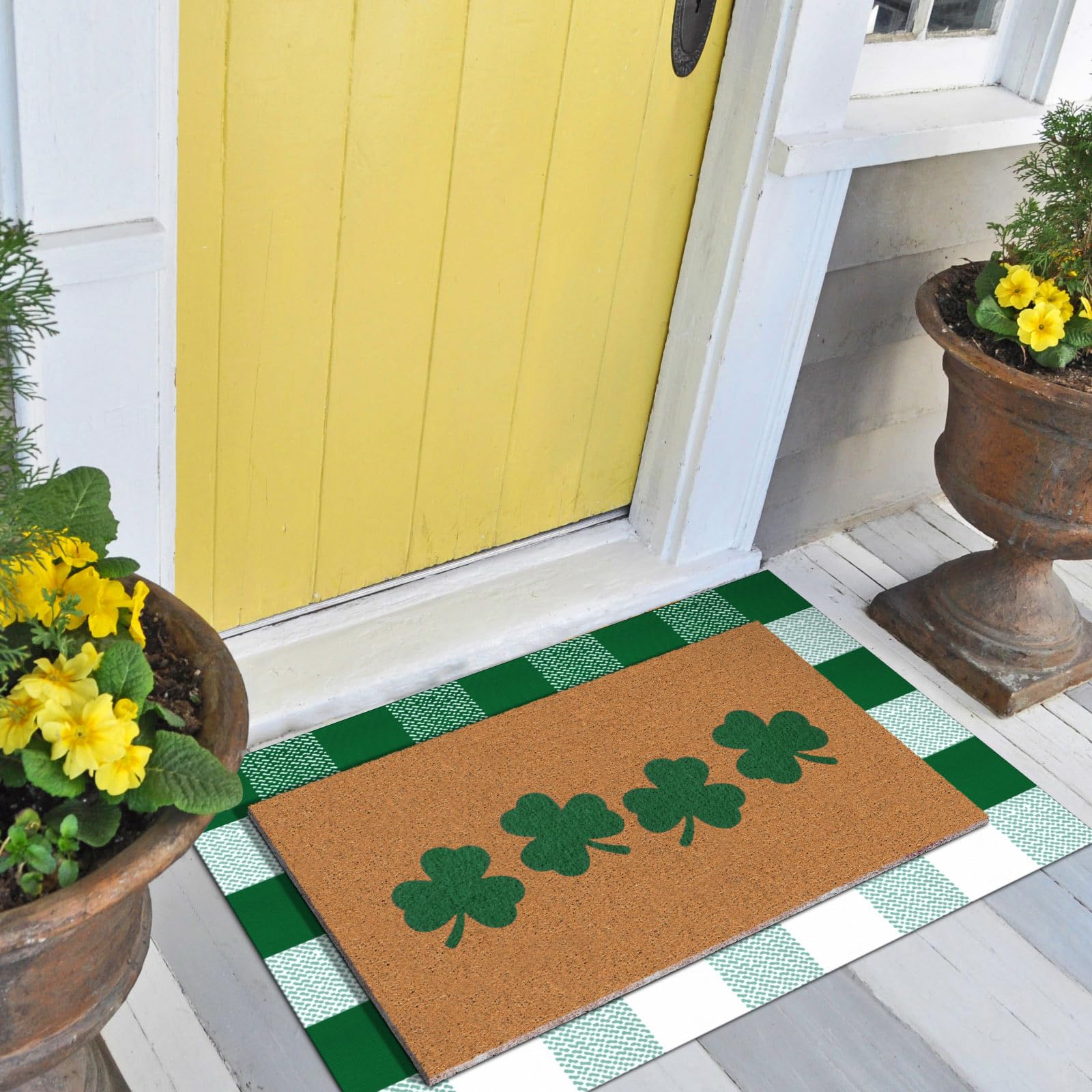 Tinideya mat suitable for both indoor and outdoor entryways.