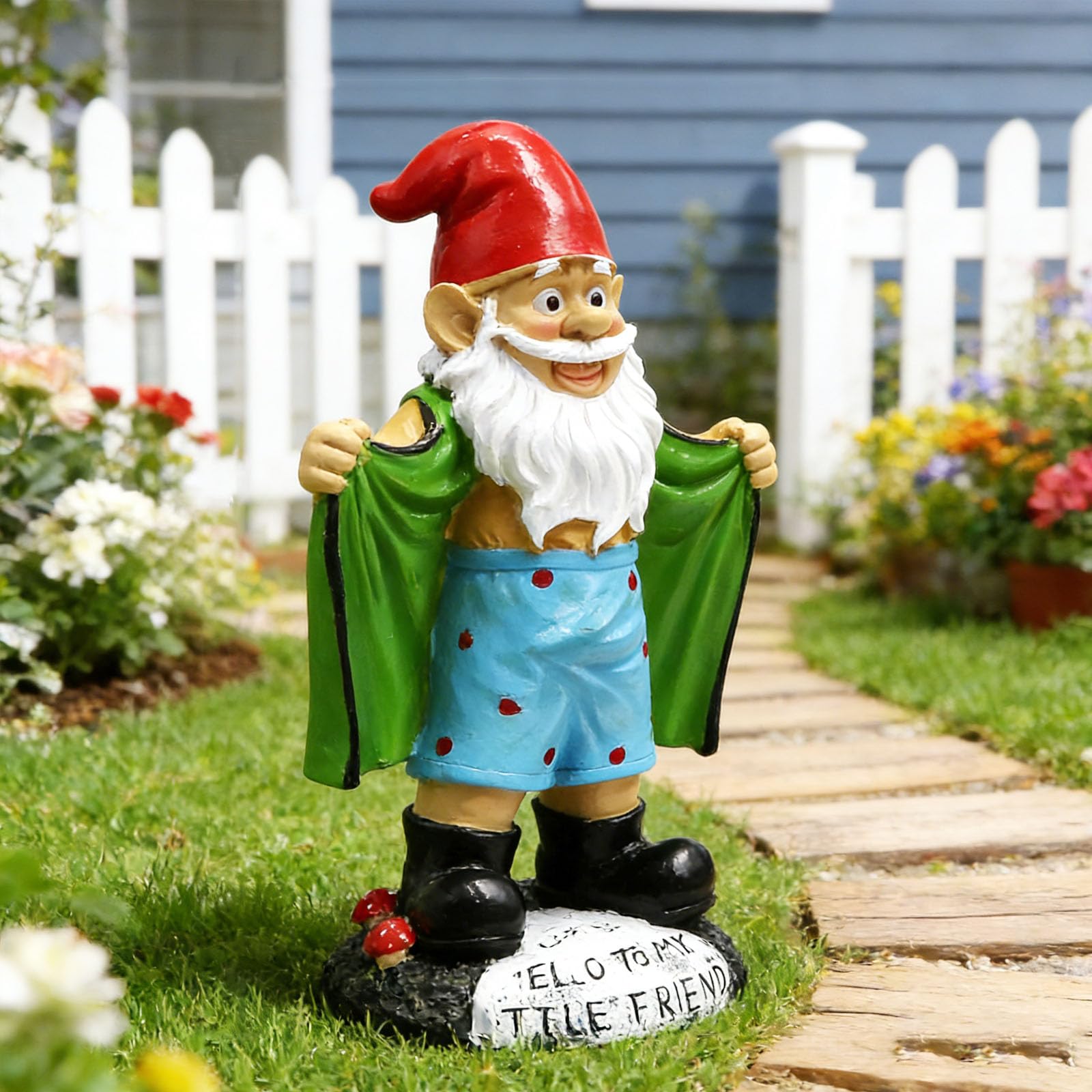 Tirifer big-size gnome for patio display, instantly eye-catching