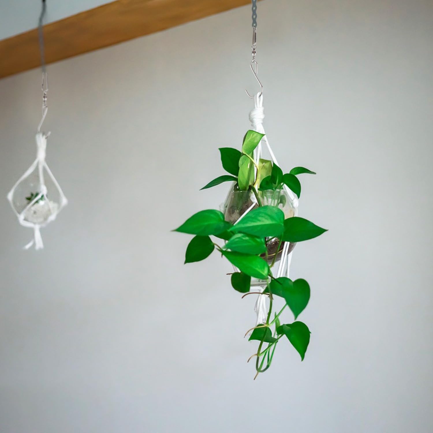 TKYPZY wind chime hanger clip for quick, tidy displays.