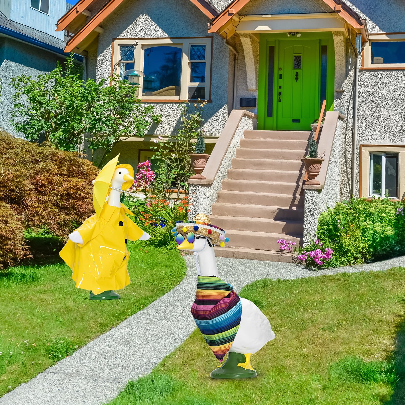 TOHARA two-pack goose outfits create playful seasonal scenes in outdoor spaces.