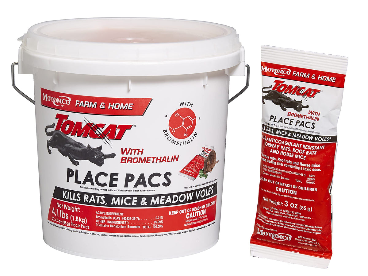 Tomcat Bromethalin Place Pacs closeup for ready-to-use rodent control.
