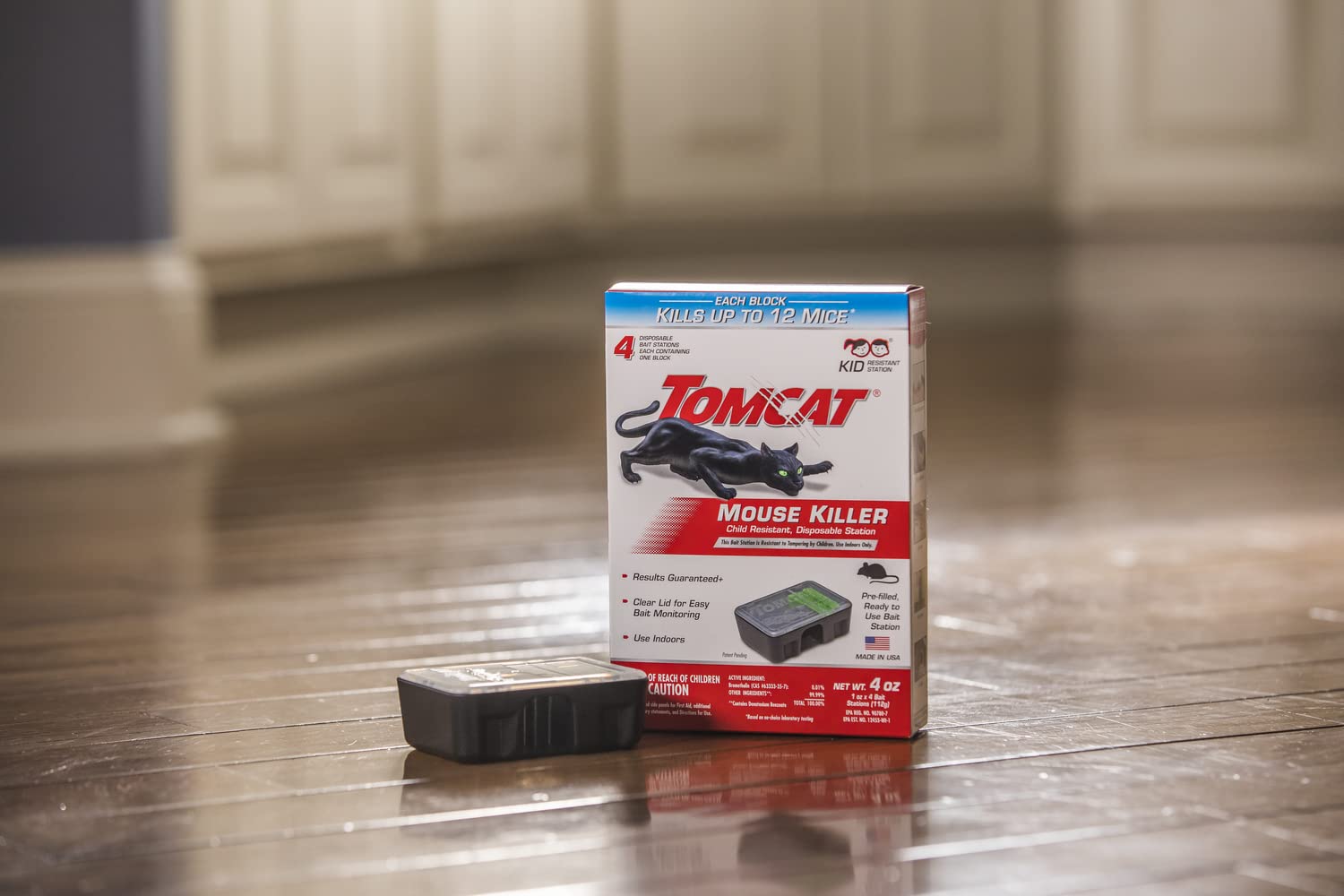 Tomcat preloaded bait block inside station for quick setup.