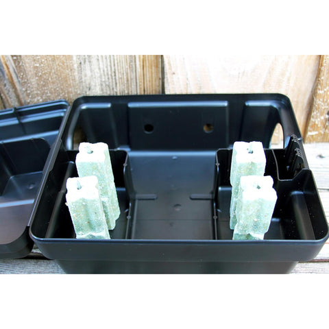 Tomcat Outpost holds bait and traps for versatile rodent control options.