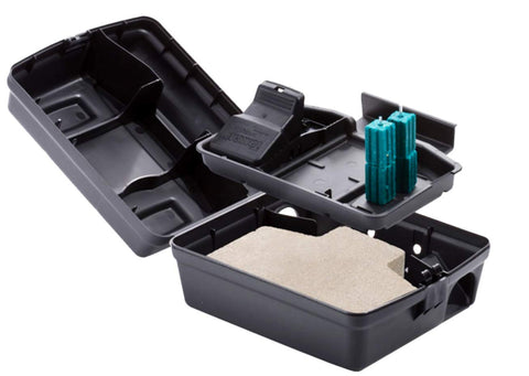 Tomcat Titan bait station stays in place against livestock during cleanouts.