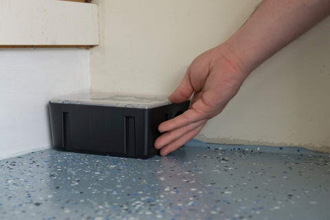 Weather-resistant Tomcat station designed for indoor and outdoor durability.