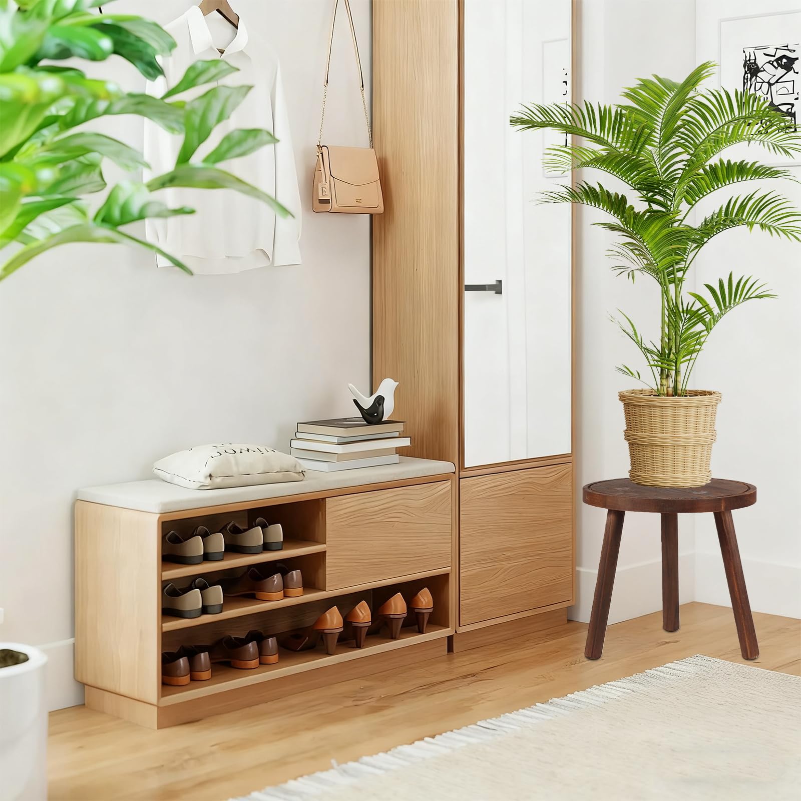 TOMSHUB natural camphor pine grain enhances décor and durability