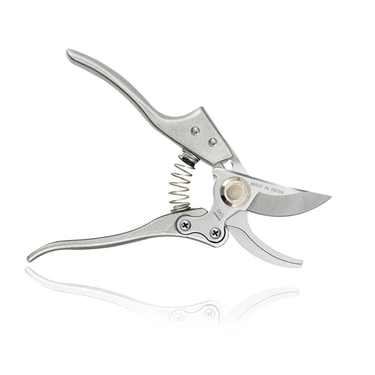 TONMA pruning shears with ergonomic handle for comfortable trimming