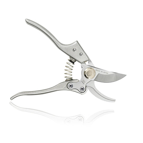 TONMA pruning shears with ergonomic handle for comfortable trimming