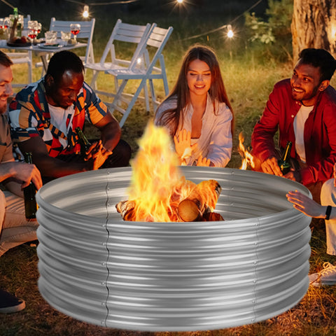 Toolterritary spacious ring doubles as a grill stand for versatile cooking.