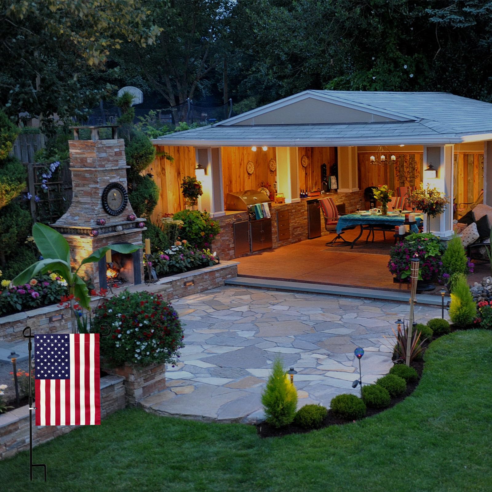 TOPFLAGS easy-setup flag stand comes with American flag.