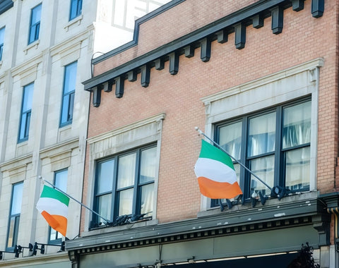 TOPFLAGS Irish flag reinforced fly hem for added durability