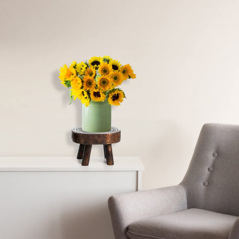 TOPZEA display stand adds farmhouse charm to spaces.