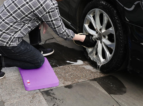 TOUA kneeling pad ideal for yoga and home workouts.