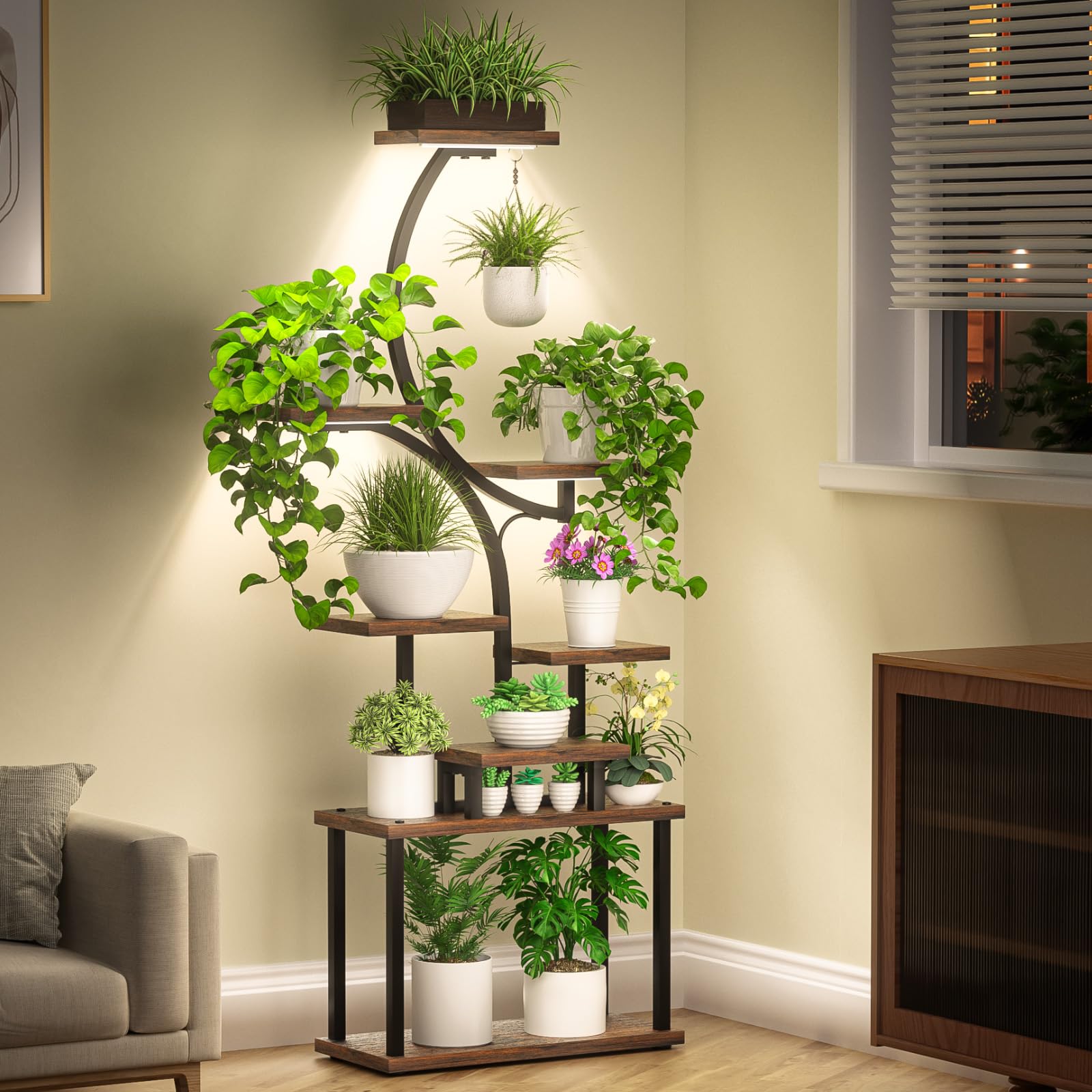 Tovve rust-resistant frame supports indoor and outdoor display