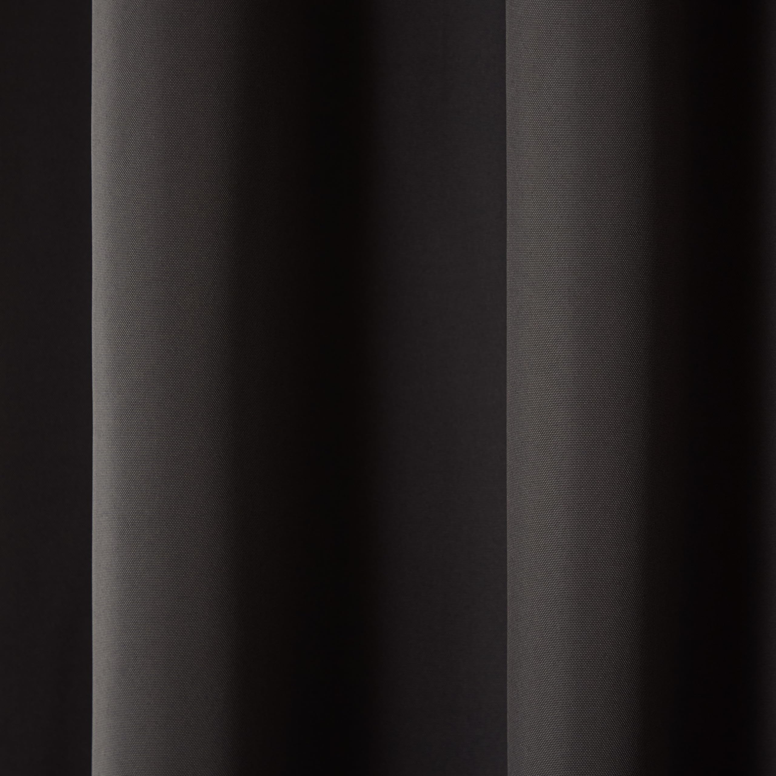 Town & Country Basics Cabana solid polyester textured fabric curtain adds durability.