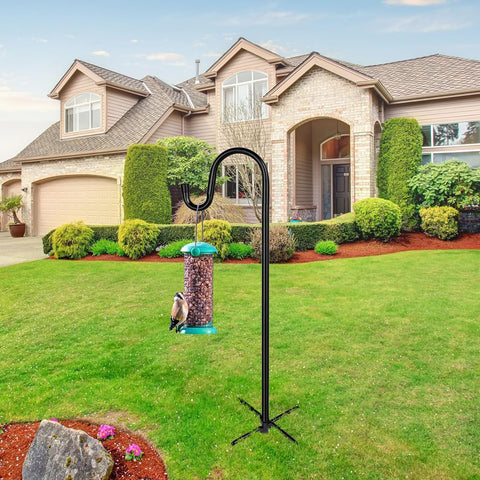 ToyHotels lightweight design eases repositioning of décor around the yard.